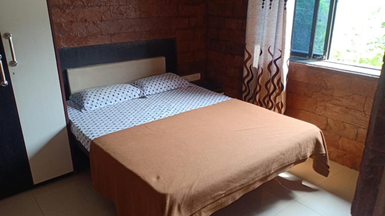 Bed and Breakfast On Point Plaza à Murūd Extérieur photo