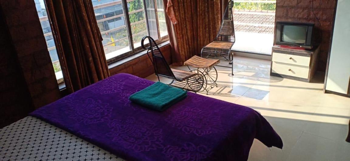 Bed and Breakfast On Point Plaza à Murūd Extérieur photo