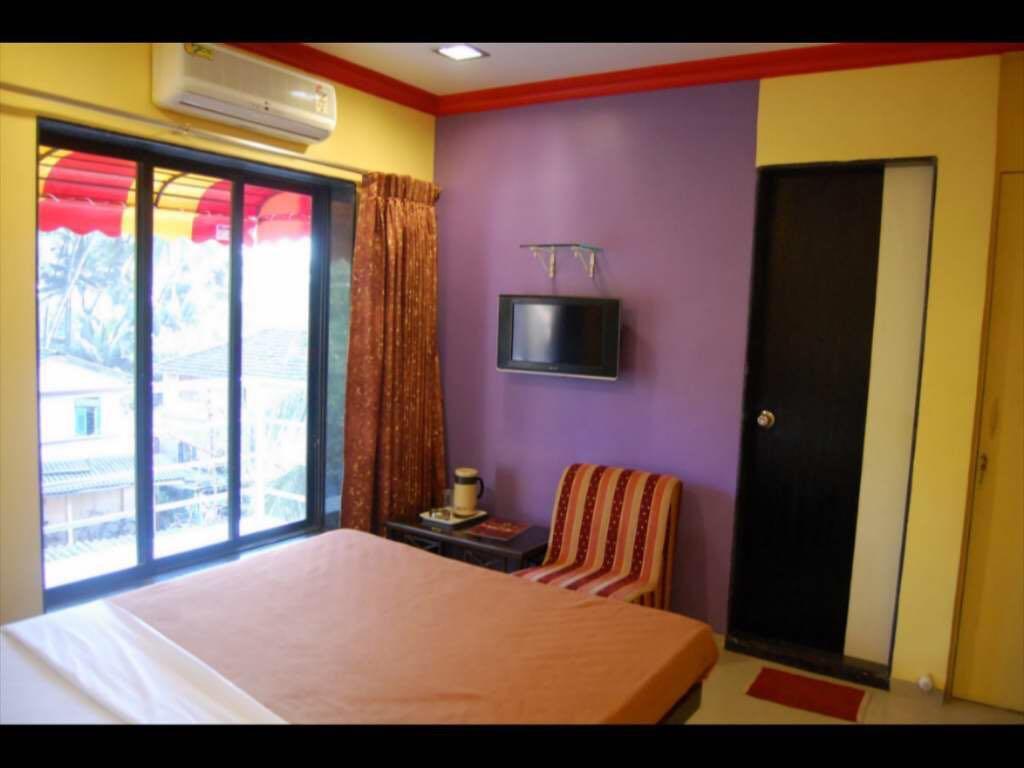 Bed and Breakfast On Point Plaza à Murūd Extérieur photo