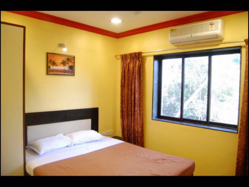 Bed and Breakfast On Point Plaza à Murūd Extérieur photo